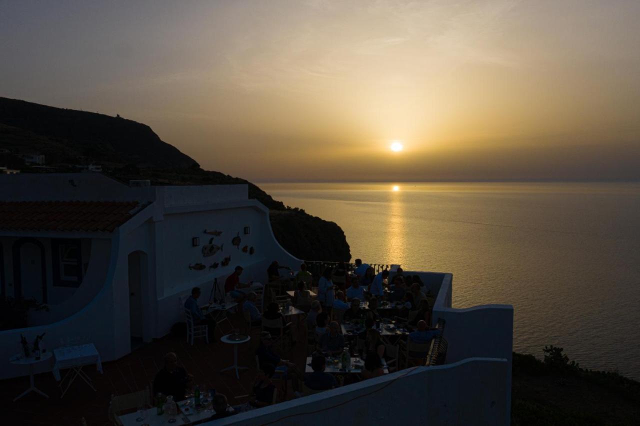 Hotel Punta Scario Malfa  Extérieur photo