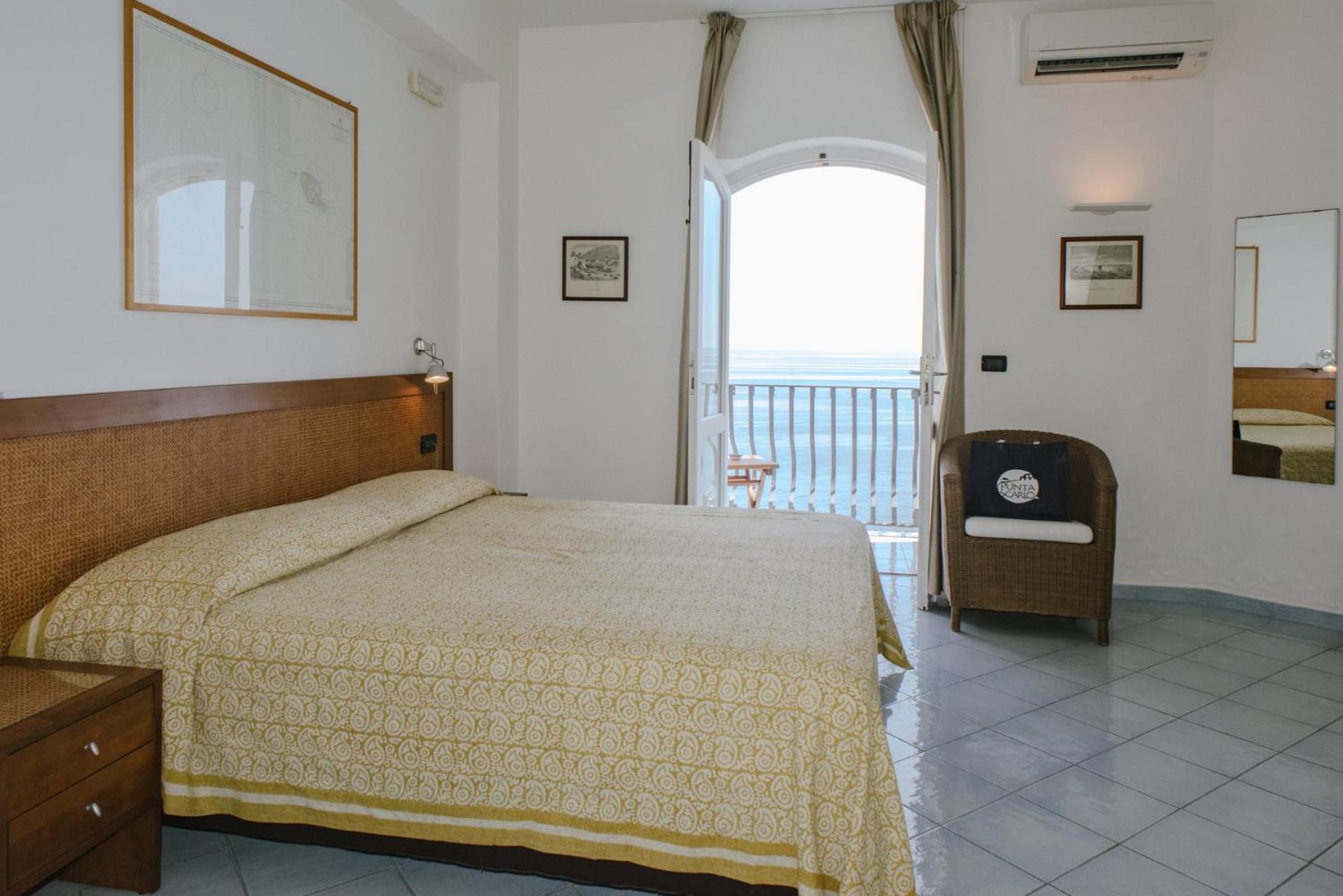 Hotel Punta Scario Malfa  Extérieur photo