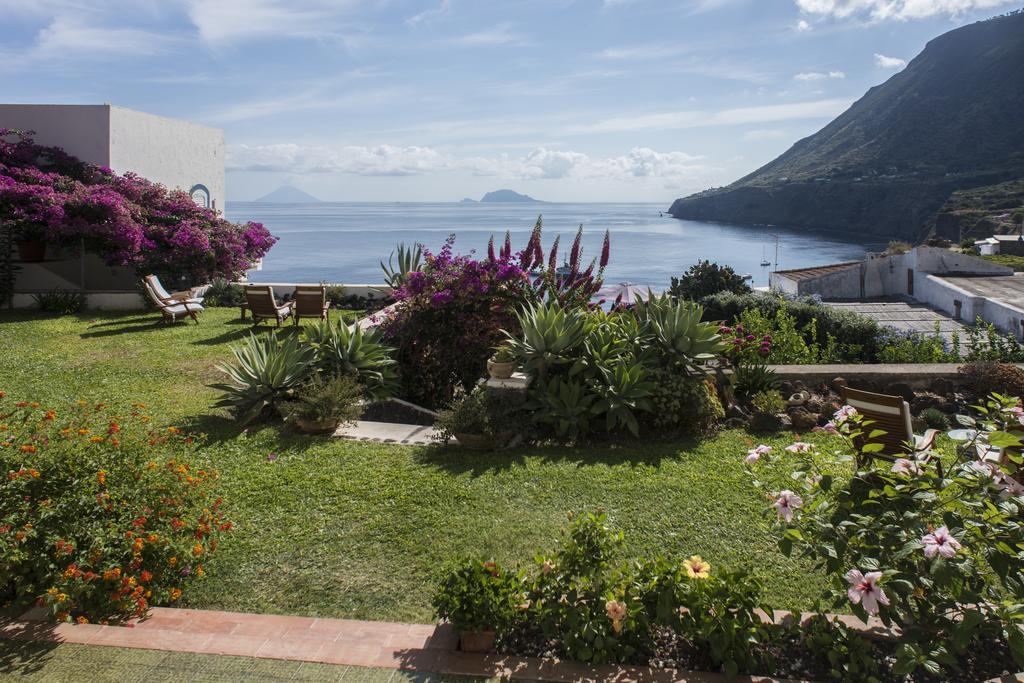 Hotel Punta Scario Malfa  Extérieur photo