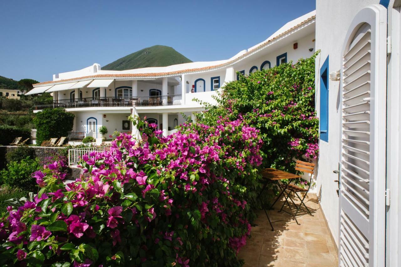 Hotel Punta Scario Malfa  Extérieur photo